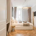 Luxury L'avenue بيت ضيافة سبليت