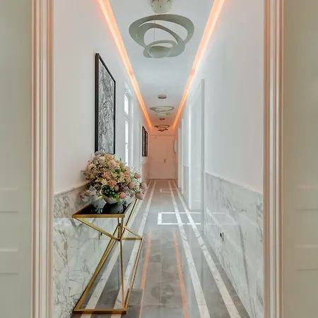 Casa de hóspedes Luxury L'avenue