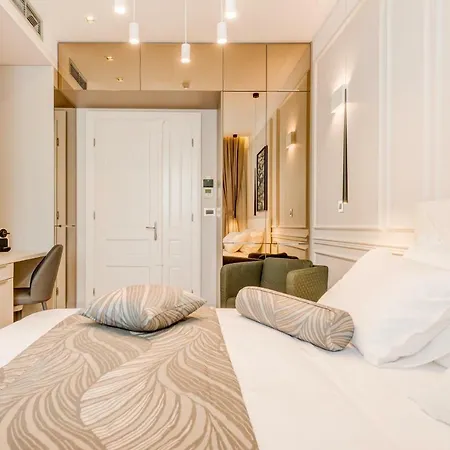 Luxury L'avenue 4*