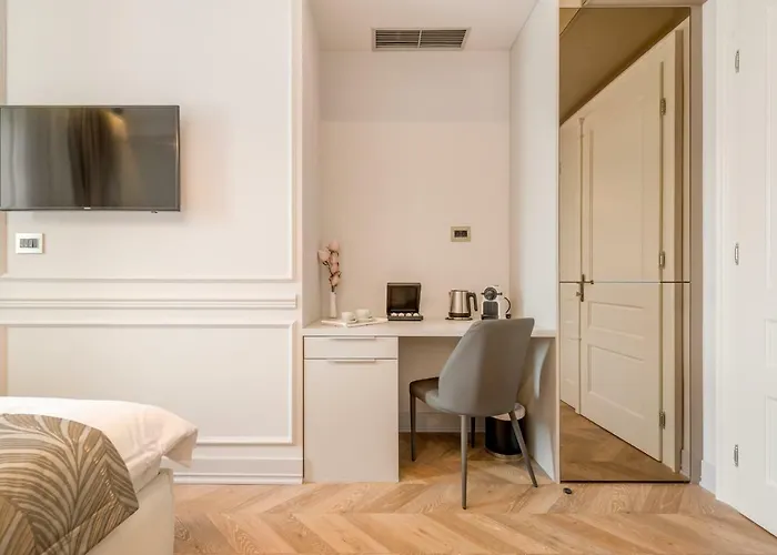 Luxury L'avenue Konukevi 4*