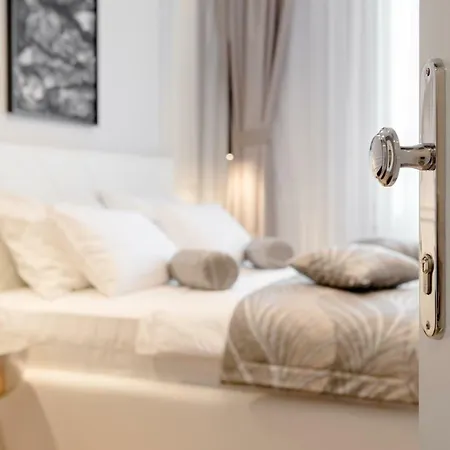 Luxury L'avenue Affittacamere 4*
