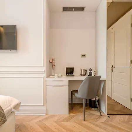 Luxury L'avenue Affittacamere 4*