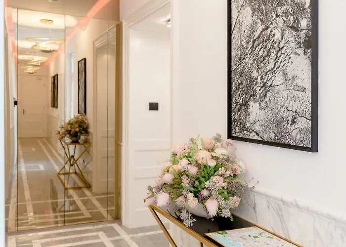Luxury L'avenue