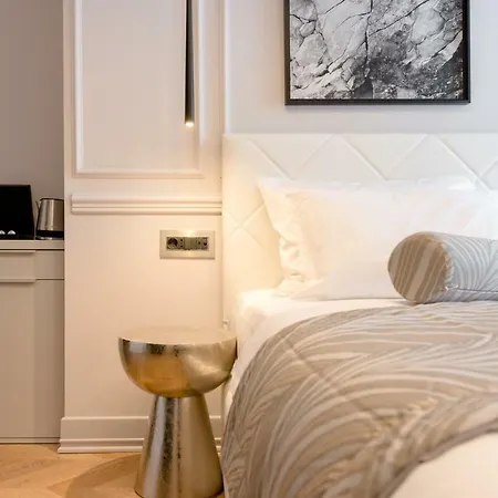 Penzion Luxury L'avenue